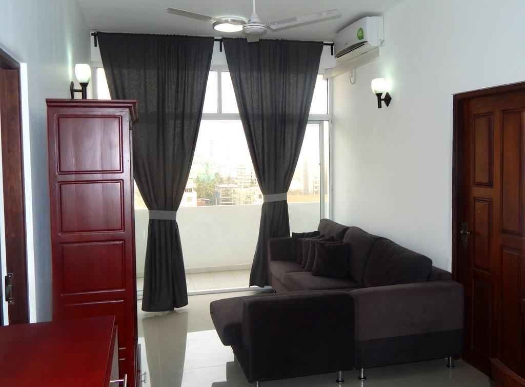 Sea View Apartment In Dehiwala-Mount Lavinia Zewnętrze zdjęcie