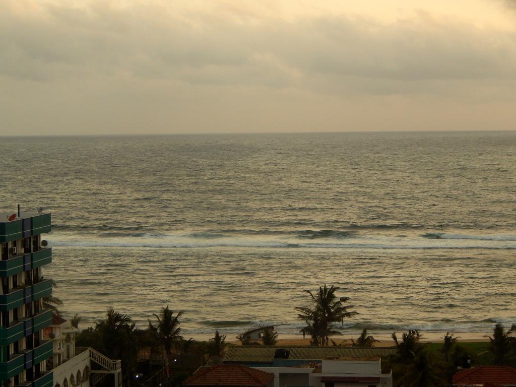 Sea View Apartment In Dehiwala-Mount Lavinia Zewnętrze zdjęcie