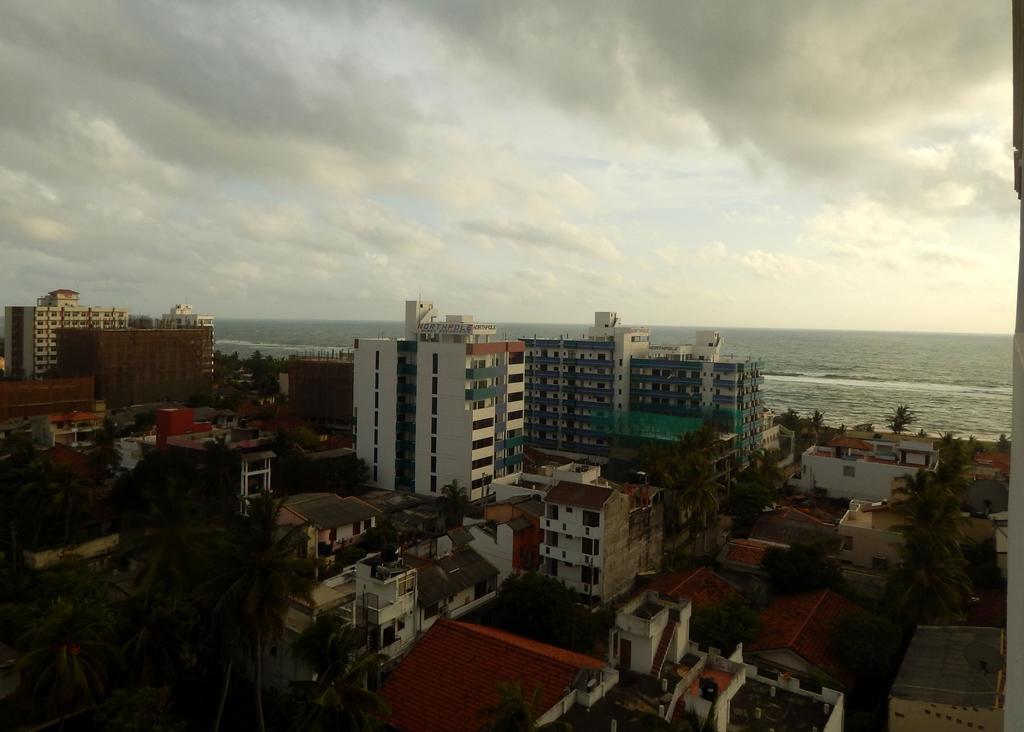 Sea View Apartment In Dehiwala-Mount Lavinia Zewnętrze zdjęcie